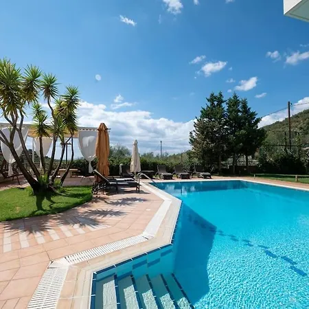 Luxurious 4bedroom Kerezenia Villa Kalamata