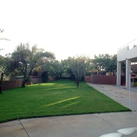 Luxurious 4bedroom Kerezenia Villa *
