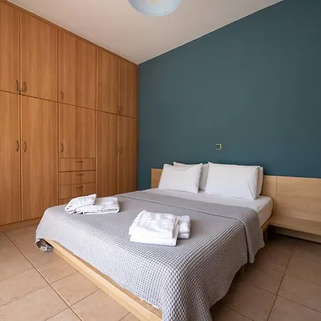 Luxurious 4bedroom Kerezenia