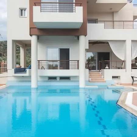 Luxurious 4bedroom Kerezenia * Kalamata