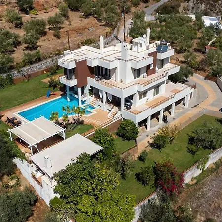 Luxurious 4bedroom Kerezenia * Kalamata